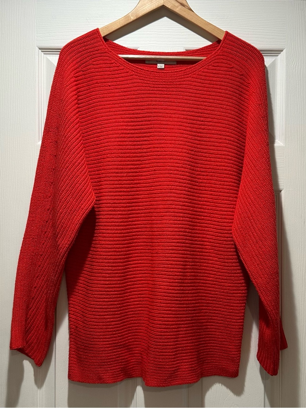 LOFT Women’s Orange Knit Boatneck Sweater Size Medium